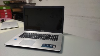 Asus X750L